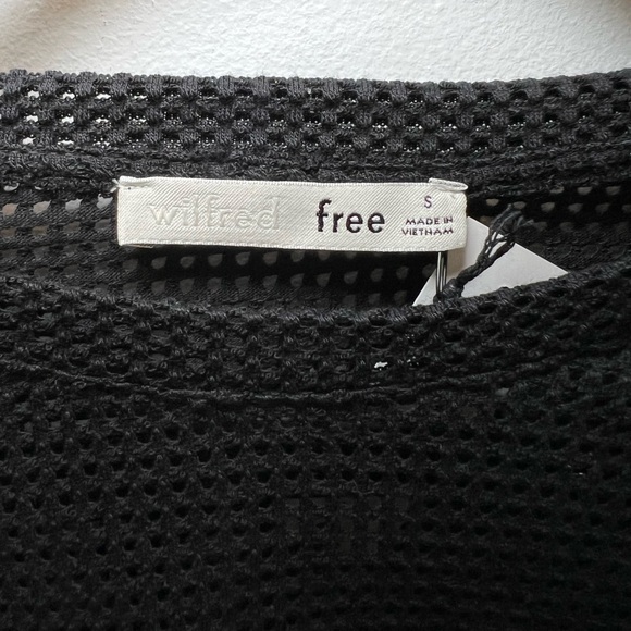 Aritzia Wilfred Free Shirt - Picture 2 of 6
